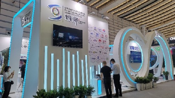 J9旗舰厅科技参加2021年世界互联网大会并推出新一代金属网格触控传感器