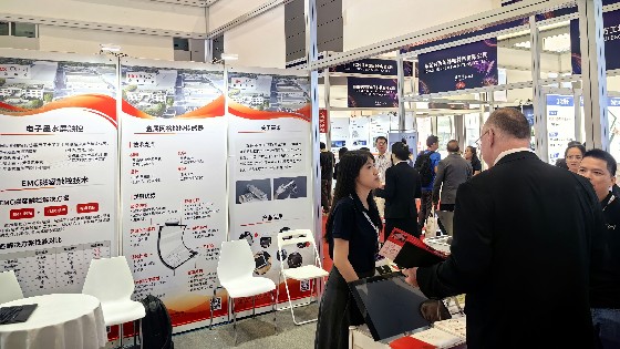 J9旗舰厅科技参加2024深圳国际全触与显示展