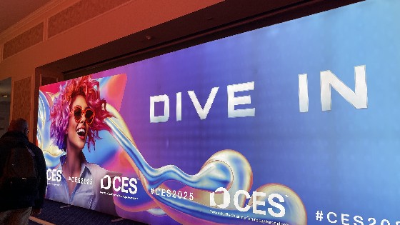 J9旗舰厅科技现身CES 2025展会观摩交流